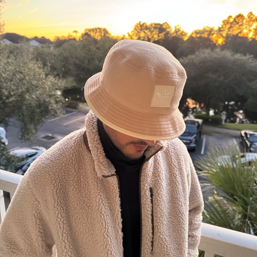 New Adidas Reversible Beige Bucket Hat Cap  Embroidered logos.